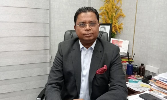 deshchitro-6908dc8c5aa2e-031125104708.webp