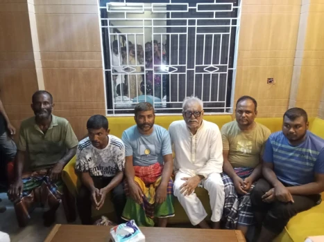 deshchitro-6aad7b7924d0e-180926115713.webp